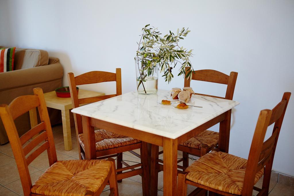 Amarandos Sea View Apartments Vokaria Room photo